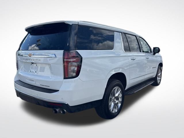 2023 Chevrolet Suburban Premier photo 4