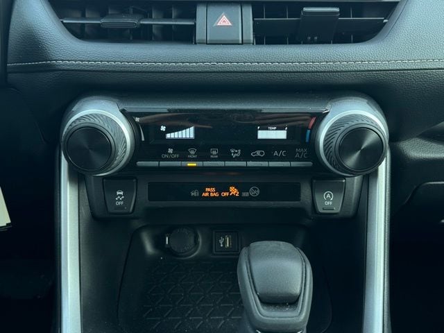 2024 TOYOTA RAV4 - Image 28