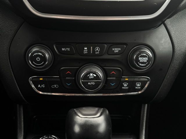 2021 JEEP CHEROKEE - Image 35