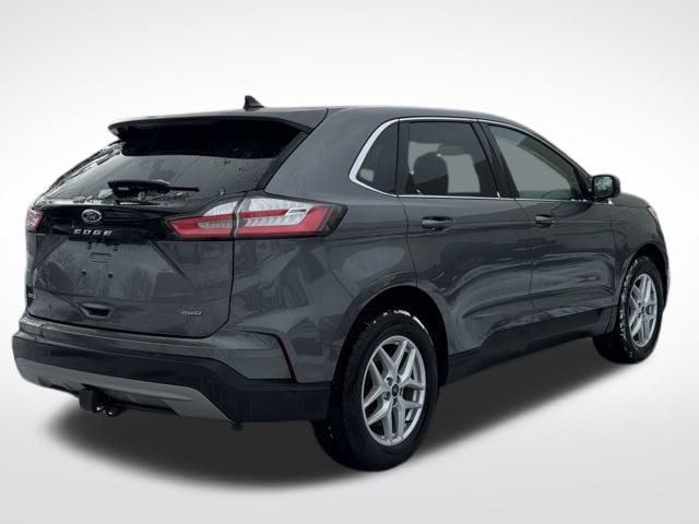 2022 Ford Edge SEL photo 4