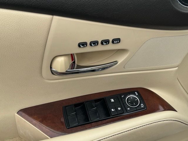 2013 LEXUS RX - Image 12