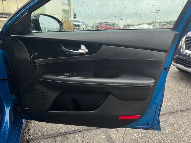 2022 KIA FORTE - Image 12