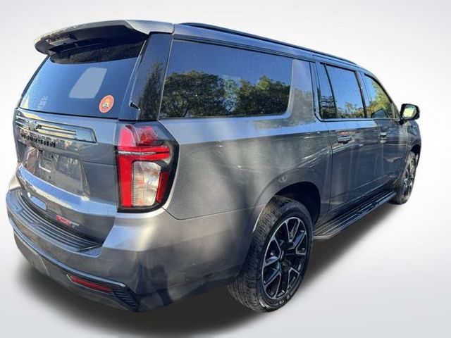 2021 Chevrolet Suburban RST photo 4