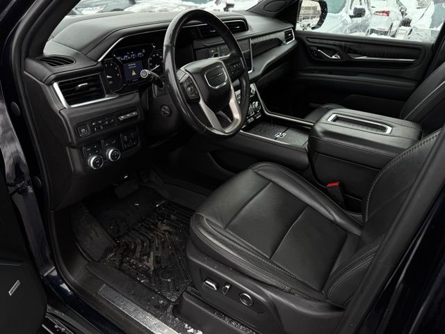2021 GMC YUKON - Image 18