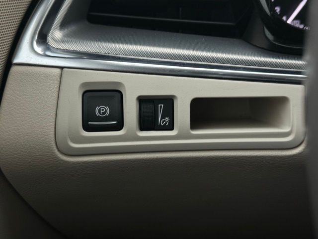 2018 CADILLAC XT5 - Image 31