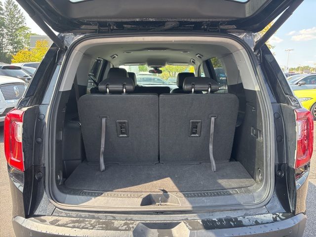 2023 GMC ACADIA - Image 7