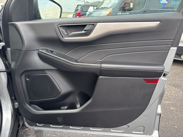 2022 FORD ESCAPE - Image 28