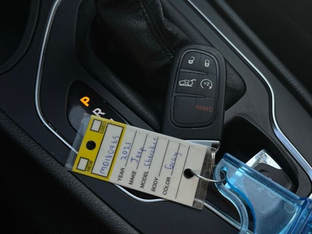 2021 JEEP CHEROKEE - Image 38