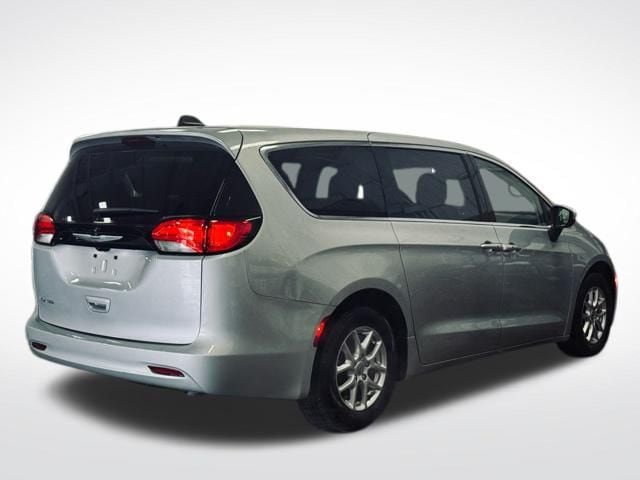 2023 CHRYSLER VOYAGER - Image 6