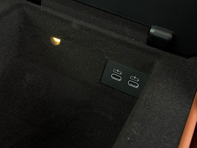 2023 BMW 760I - Image 24