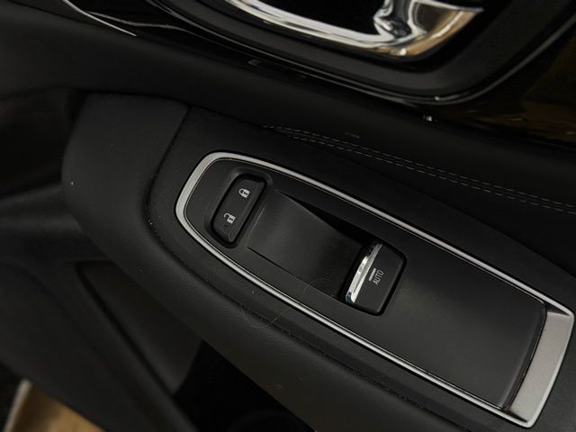 2023 SUBARU OUTBACK - Image 16