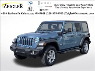 Used 2019 Jeep Wrangler Unlimited Sport 4x4 SUV for sale in Grandville