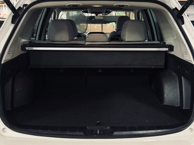 2022 SUBARU FORESTER - Image 11