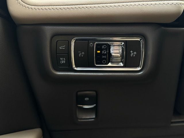 2023 LINCOLN NAUTILUS - Image 32