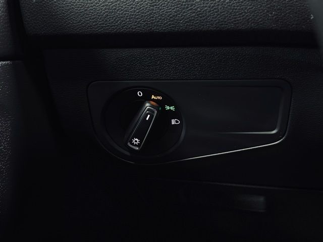 2022 VOLKSWAGEN TIGUAN - Image 27