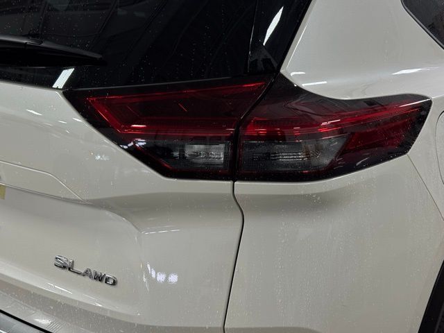 2023 NISSAN ROGUE - Image 7