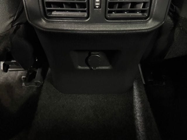 2024 TOYOTA RAV4 - Image 18