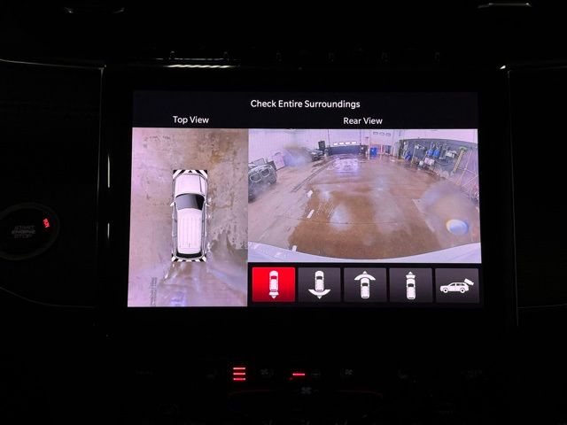 2025 JEEP GRAND CHEROKEE - Image 36