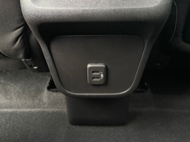 2024 GMC TERRAIN - Image 18