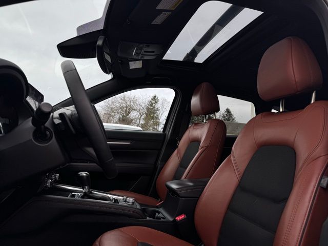 2024 MAZDA CX-5 - Image 19