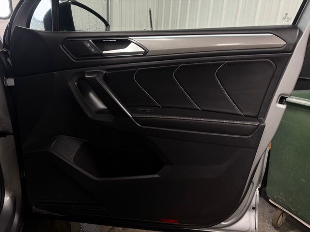 2022 VOLKSWAGEN TIGUAN - Image 16
