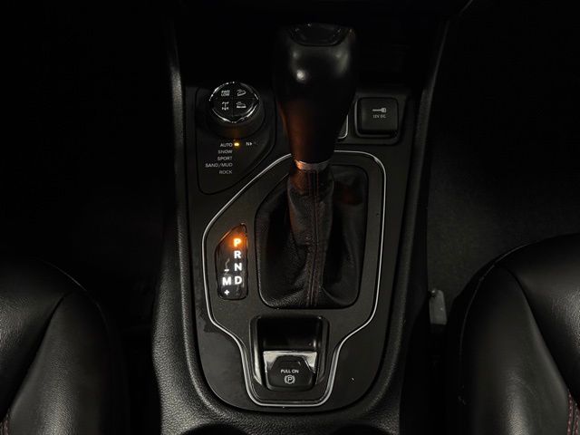 2022 JEEP CHEROKEE - Image 32