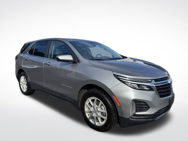 2023 Chevrolet Equinox LT photo 3