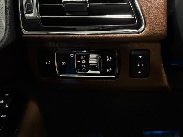 2024 LINCOLN NAVIGATOR L - Image 35