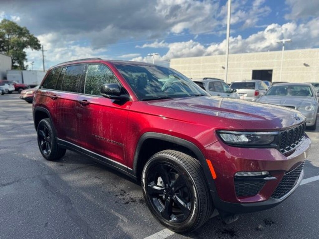New 2025 Jeep Grand Cherokee Limited SUV