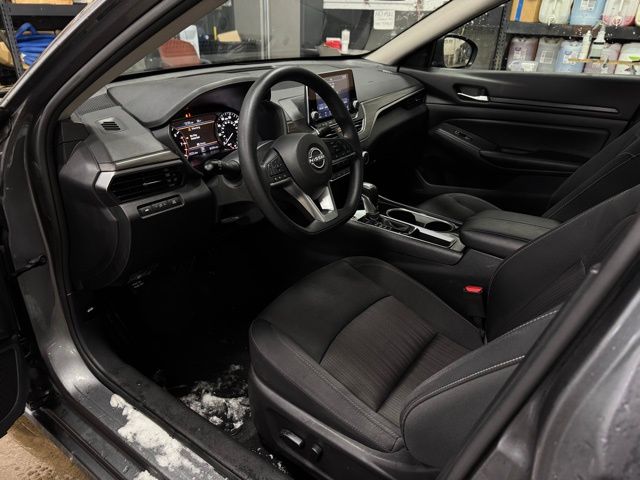 2024 NISSAN ALTIMA - Image 16