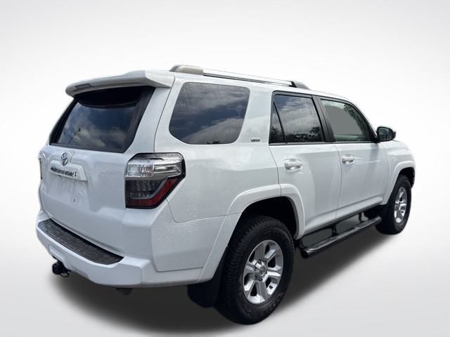 2021 Toyota 4Runner SR5 photo 4