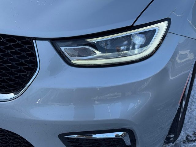 2024 CHRYSLER PACIFICA - Image 2