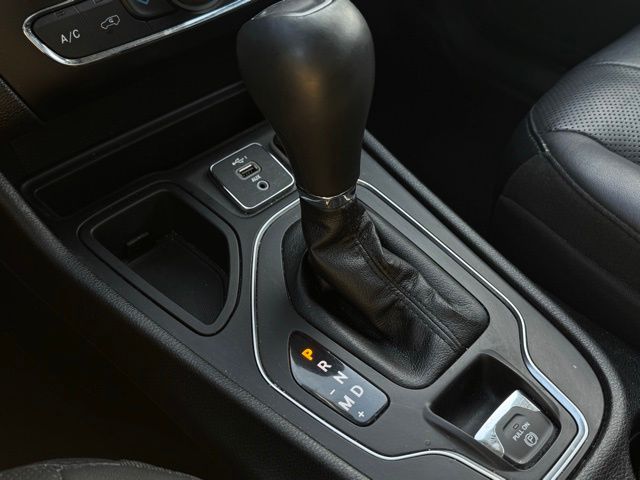 2021 JEEP CHEROKEE - Image 30