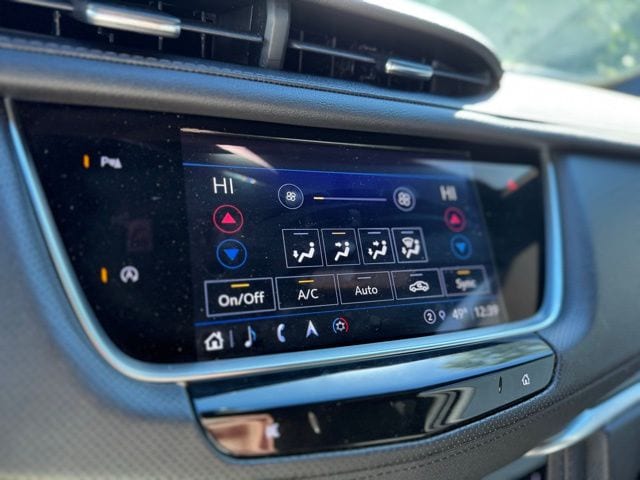 2025 CADILLAC XT5 - Image 35