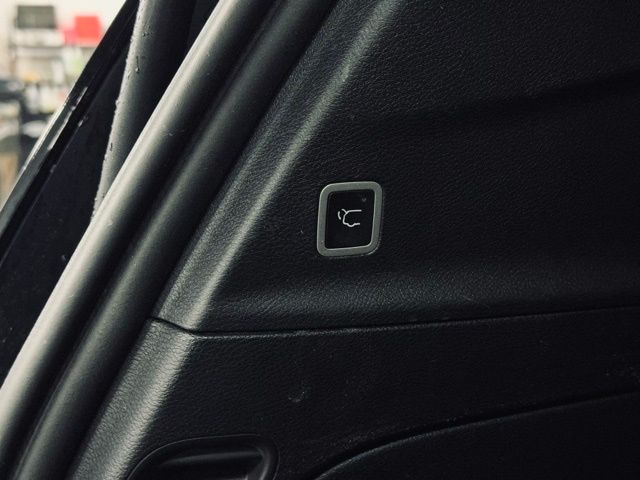 2025 CHRYSLER PACIFICA - Image 12