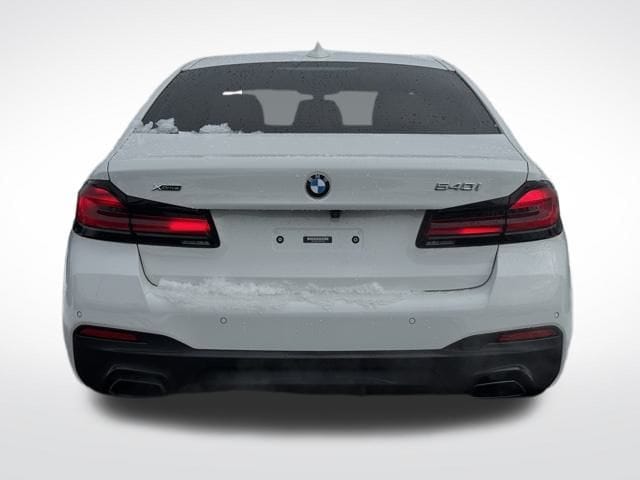 2021 BMW 540I - Image 5