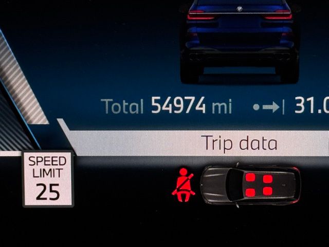 2024 BMW X7 - Image 34