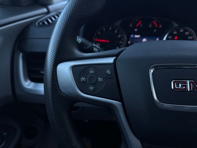 2023 GMC TERRAIN - Image 23