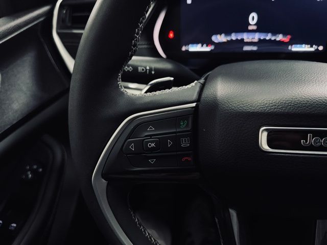 2023 JEEP GRAND CHEROKEE - Image 24