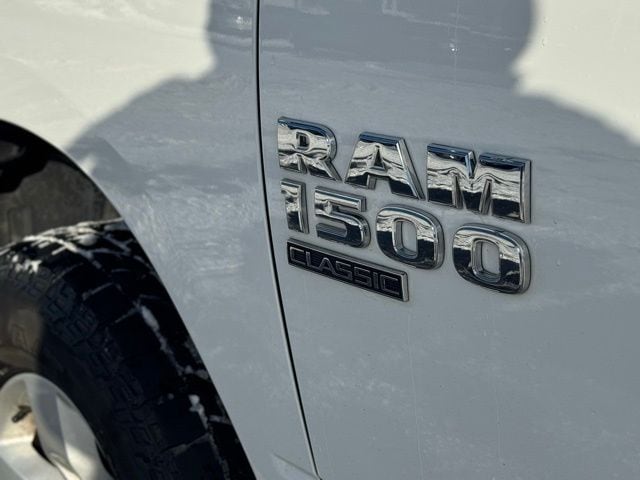2022 RAM 1500 - Image 9