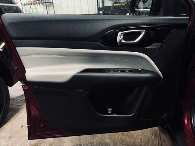 2022 JEEP COMPASS - Image 12