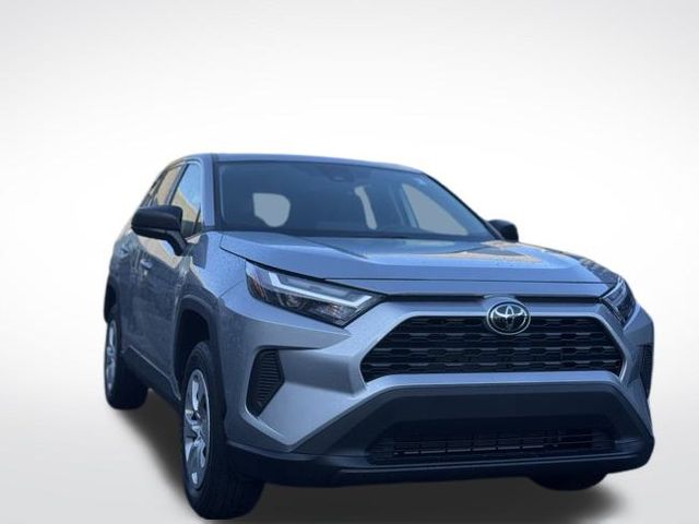 2025 Toyota RAV4 LE photo 3