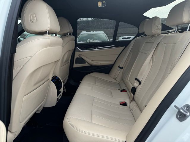 2021 BMW 540I - Image 20