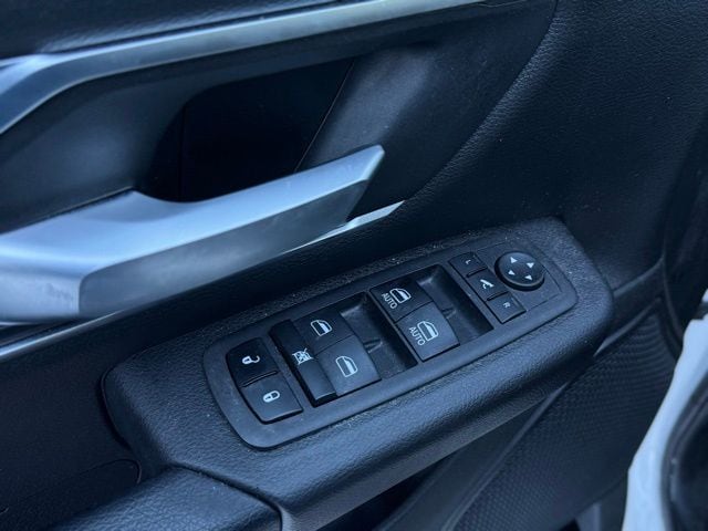 2024 RAM 1500 - Image 13
