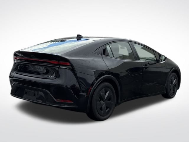 2025 Toyota Prius Limited photo 4