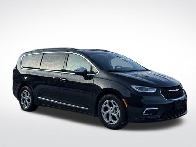 2023 CHRYSLER PACIFICA - Image 4