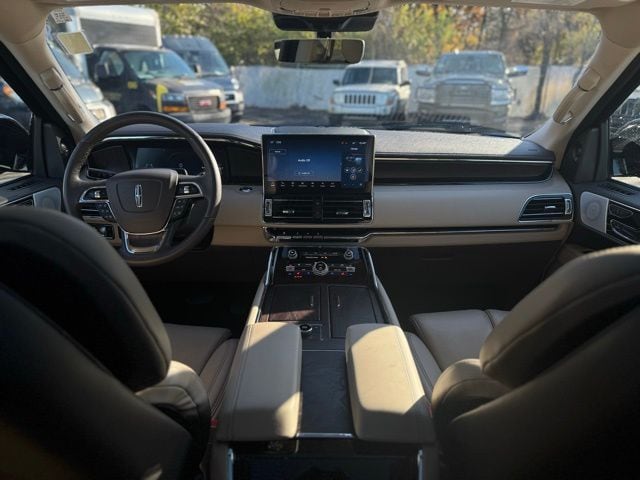 2024 LINCOLN NAVIGATOR - Image 27