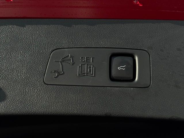 2021 LINCOLN CORSAIR - Image 12