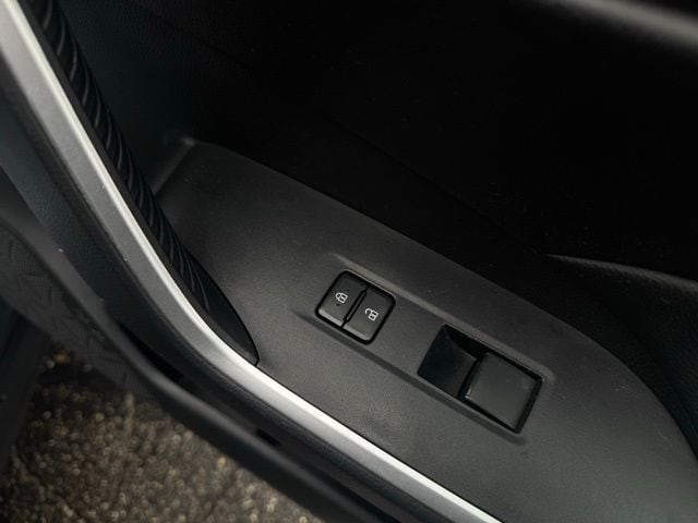 2024 TOYOTA RAV4 - Image 13