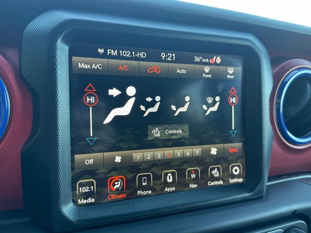 2020 JEEP WRANGLER - Image 34